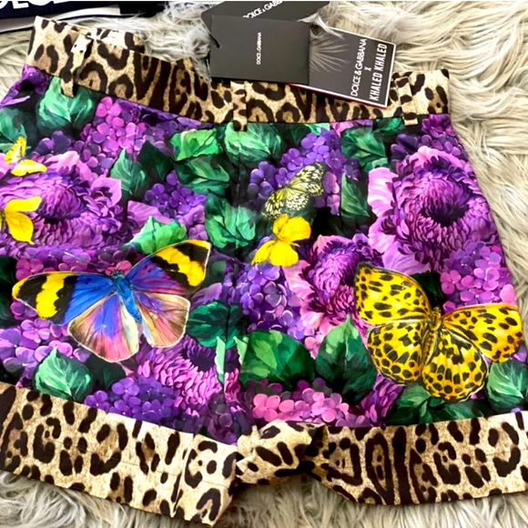 Gorgeous Dolce & Gabbana & DJ Khalid top/ short set 💜 - Picture 2 of 9